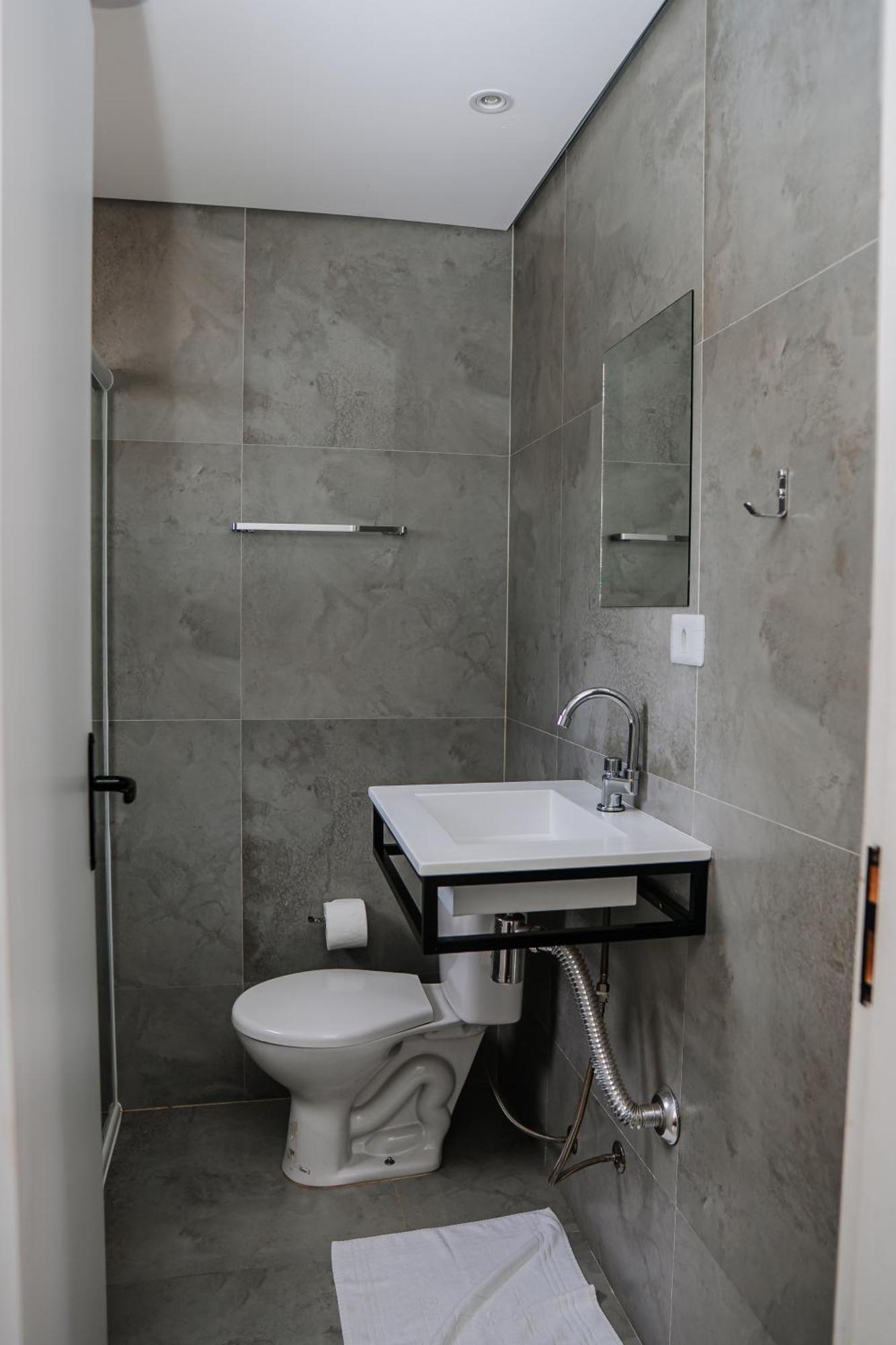 קוריטיבה Hotel Pinheirinho מראה חיצוני תמונה