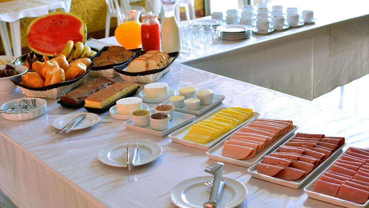 קוריטיבה Hotel Pinheirinho מראה חיצוני תמונה