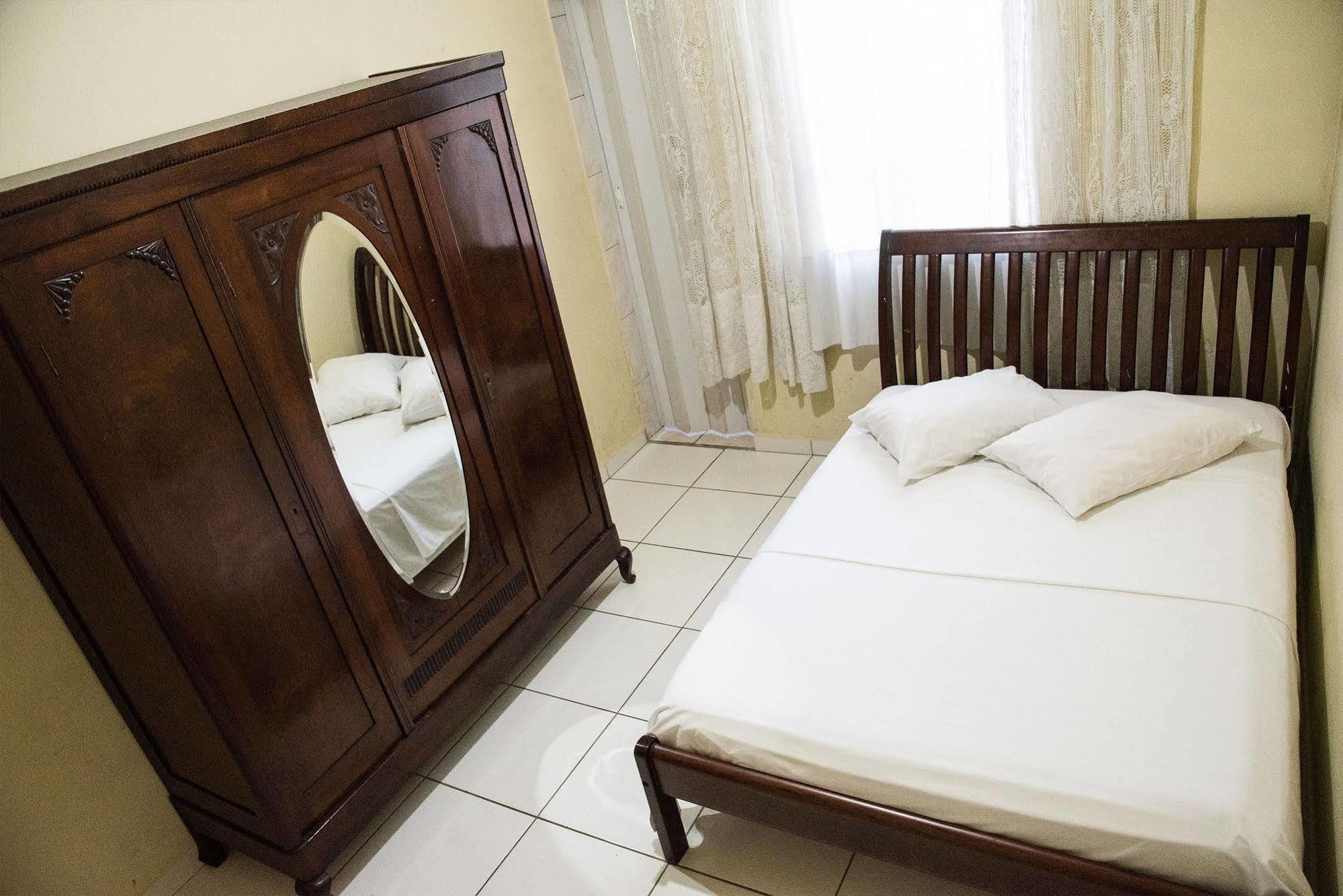 קוריטיבה Hotel Pinheirinho מראה חיצוני תמונה