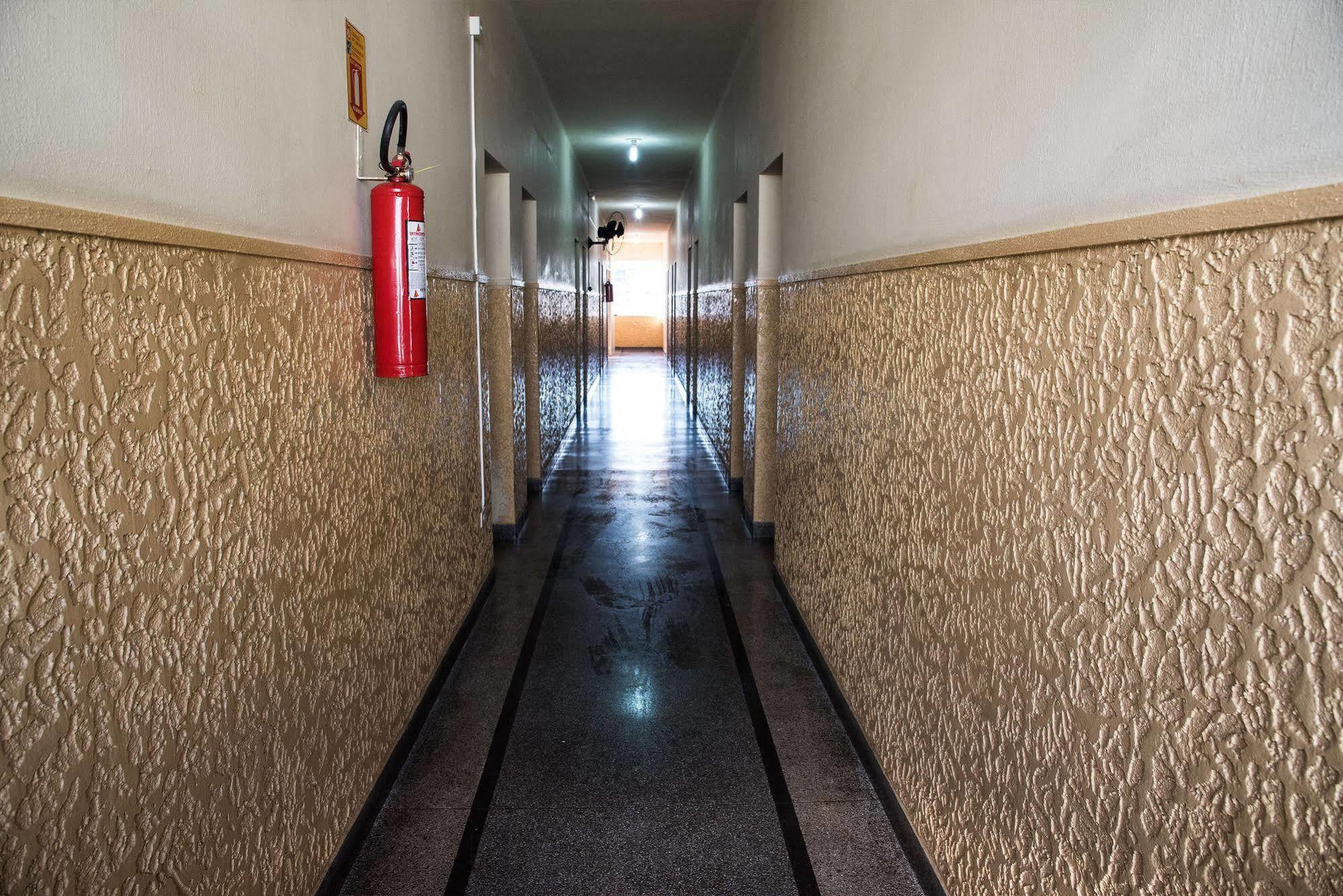 קוריטיבה Hotel Pinheirinho מראה חיצוני תמונה