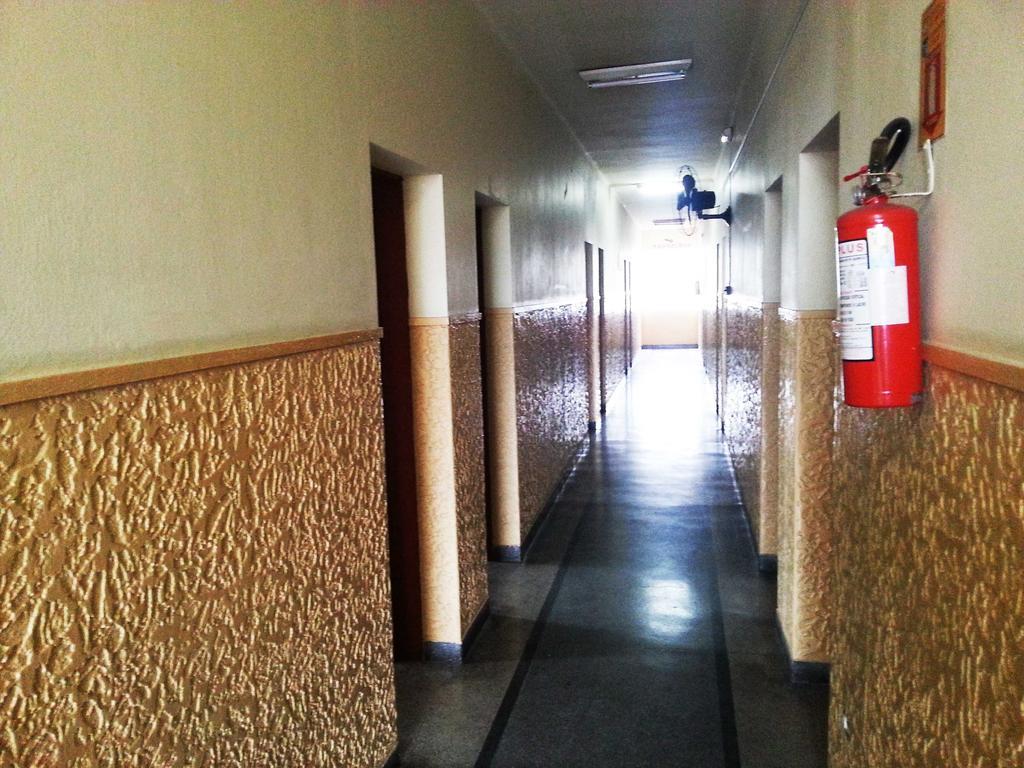 קוריטיבה Hotel Pinheirinho מראה חיצוני תמונה